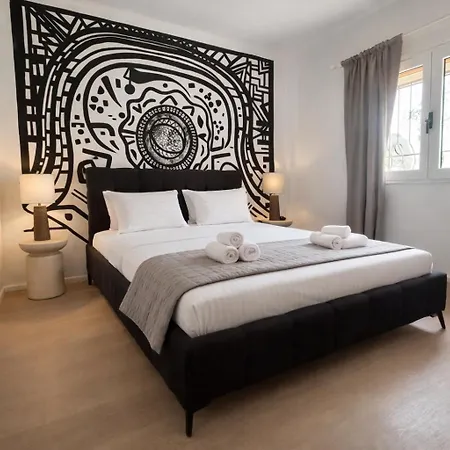 Ammo's By Horizon Homes * Orfánion
