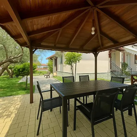 Ammo's By Horizon Homes 公寓 Orfánion